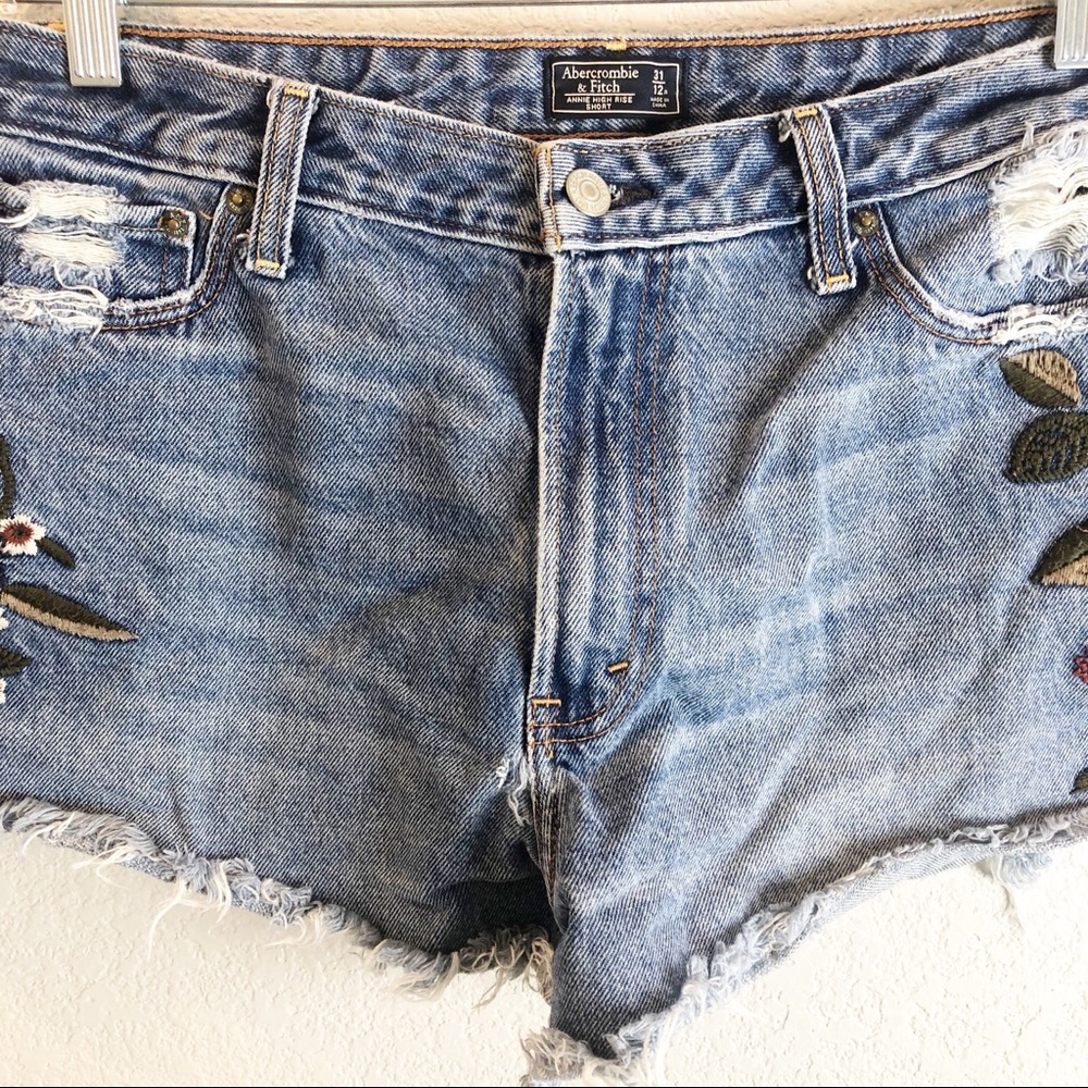 Abercrombie & Fitch High Rise denim Jean short 12 - Picture 3 of 8